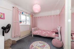 Bed- click for photo gallery